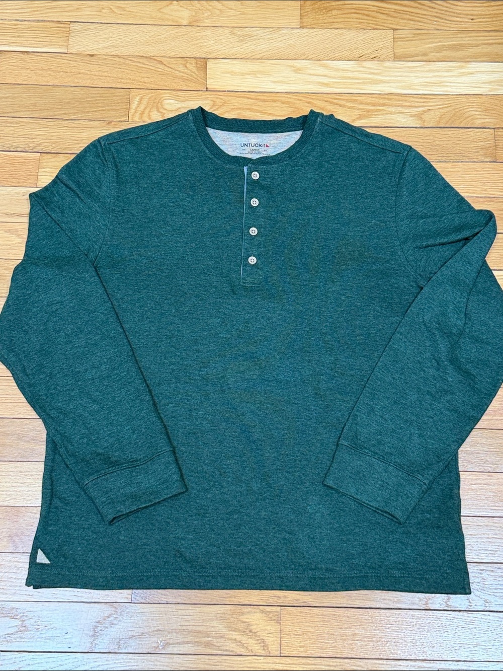 UNTUCKit Men's Green Henley Long Sleeve Shirt